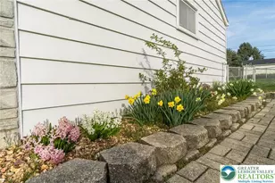 2273 Vista Dr, Bethlehem City, PA 18018 - Photo 7