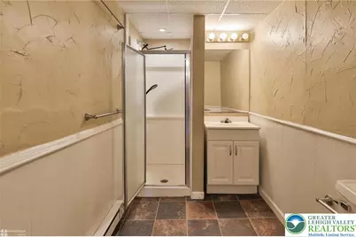 302 W Abbott Street, Lansford, PA 18232 - Photo 15