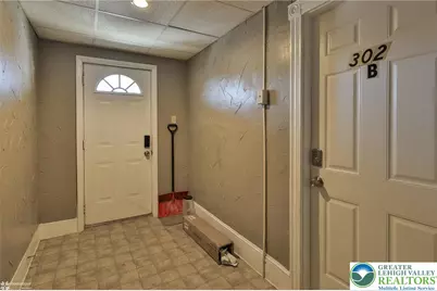 302 W Abbott Street, Lansford, PA 18232 - Photo 9