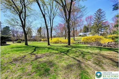 296 E Broad Street, East Stroudsburg, PA 18301 - Photo 9