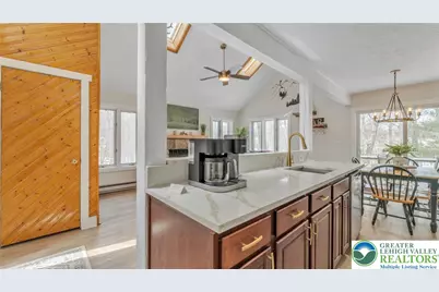 27 Down Hill, Blakeslee, PA 18624 - Photo 9