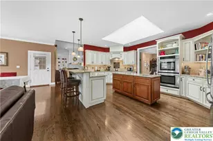 951 W Macada Rd, Hanover Twp, PA 18017 - Photo 11