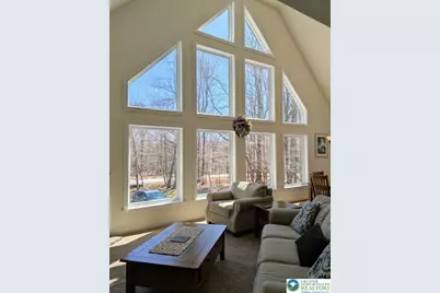 11 Poplar Place, Clifton Twp, PA 18424 - Photo 7