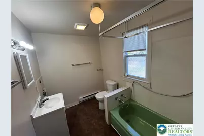 333 Hanover Street #Apt 2, Bethlehem City, PA 18018 - Photo 11