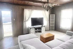 110 Chestnut St, Slatington Boro, PA 18080 - Photo 11