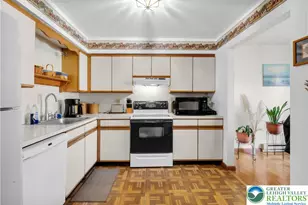 706 Overlook Dr, Hanover Twp, PA 18017 - Photo 7