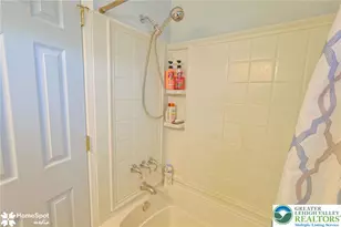 1572 Primrose Ln, Bethlehem City, PA 18018 - Photo 17