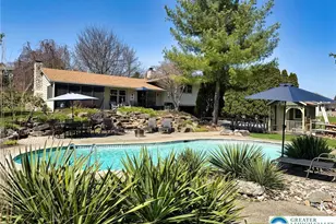 2321 Silo Dr, Forks, PA 18040 - Photo 3