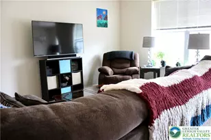 244 Milkweed Dr, Upper Macungie Township, PA 18104 - Photo 3