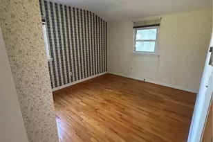 4485 Redwood Ln, Allentown City, PA 18103 - Photo 9