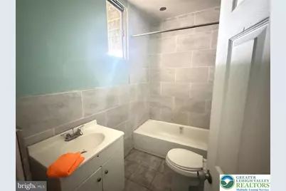 863 Main Street, Hanover Township, PA 18706 - Photo 7