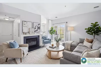 946 Nittany Court #C221, South Whitehall Township, PA 18104 - Photo 5