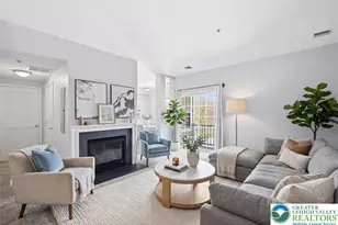 946 Nittany Ct, South Whitehall Township, PA 18104 - Photo 5