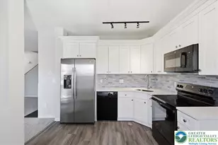 946 Nittany Ct, South Whitehall Township, PA 18104 - Photo 11