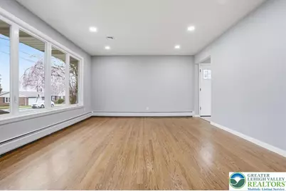 2218 2nd Street, Wilson, PA 18042 - Photo 5