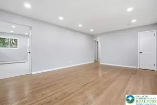 2218 2nd St, Wilson, PA 18042 - Photo 7