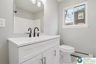 2218 2nd St, Wilson, PA 18042 - Photo 23