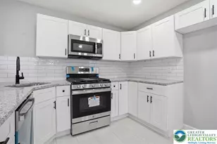 2218 2nd St, Wilson, PA 18042 - Photo 11