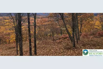 1216 Dorset Drive, Bushkill, PA 18324 - Photo 3