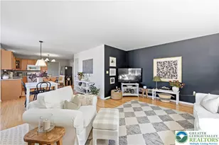 1943 Cabernet Pl, Bethlehem Township, PA 18045 - Photo 9