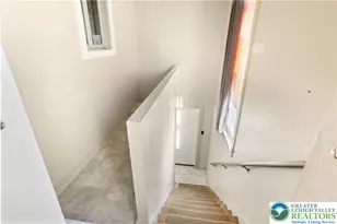 325 W Center St, Nazareth Boro, PA 18064 - Photo 33