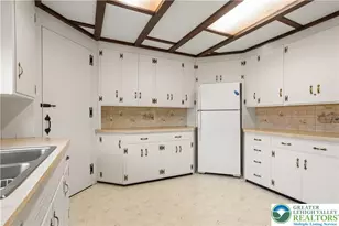 325 W Center St, Nazareth Boro, PA 18064 - Photo 13