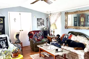 226 Independence Way, Upper Mt Bethel Twp, PA 18343 - Photo 15