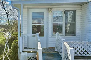 226 Independence Way, Upper Mt Bethel Twp, PA 18343 - Photo 3