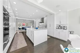 1584 Weyhill Cir, Lower Saucon Township, PA 18015 - Photo 13