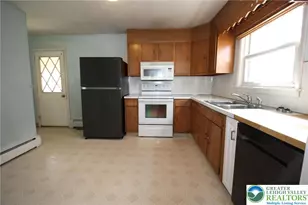 2116 Livingston St, Bethlehem City, PA 18017 - Photo 9