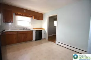 2116 Livingston St, Bethlehem City, PA 18017 - Photo 11