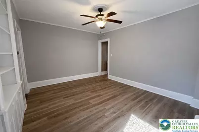 517 W Norwegian Street, Pottsville, PA 17901 - Photo 3