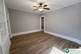 517 W Norwegian St, Pottsville, PA 17901 - Photo 3