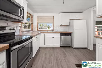 8774 Breinig Run Circle, Upper Macungie Township, PA 18031 - Photo 11