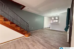 515 W Centre St, Shenandoah, PA 17976 - Photo 5