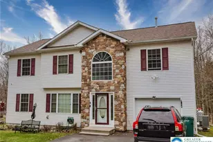 6017 Boardwalk Dr, Tobyhanna, PA 18466 - Photo 1