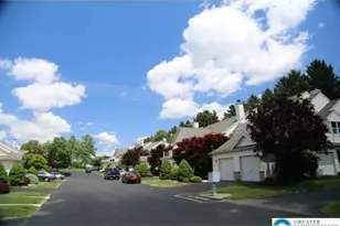 163 Lindfield Cir, Macungie Boro, PA 18062 - Photo 3