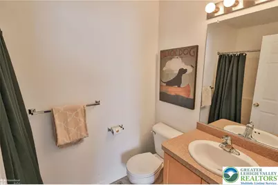 1521 Crest Park Court, Bethlehem, PA 18015 - Photo 19