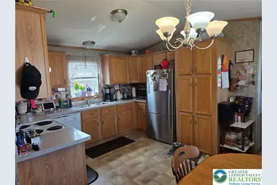 210 Autimn Lane, East Penn Twp, PA 18235 - Photo 5