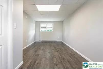 1240 Pembroke Road #2, Bethlehem, PA 18017 - Photo 11