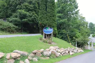 1215 Blue Mountain Cir, Ross Twp, PA 18353 - Photo 35