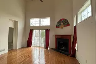 351 Hawthorne Ln, Whitehall Township, PA 18052 - Photo 3