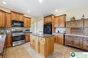2317 Bordeaux Dr, Lower Macungie Township, PA 18062 - Photo 11