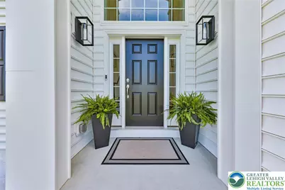 7300 Mount Vernon Drive, Upper Milford Township, PA 18092 - Photo 3