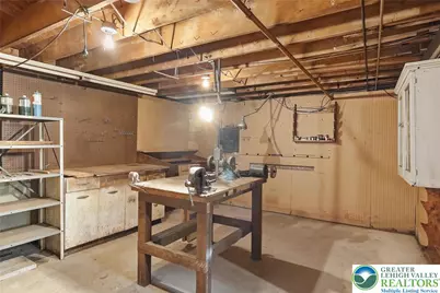 4061 Hampshire Court, South Whitehall Township, PA 18104 - Photo 27