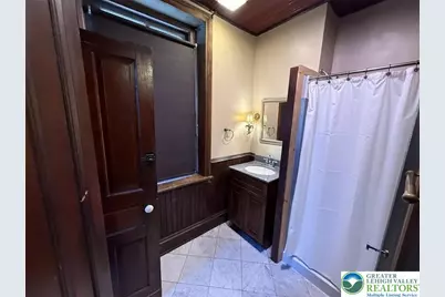 2 Race, Catasauqua Boro, PA 18032 - Photo 9