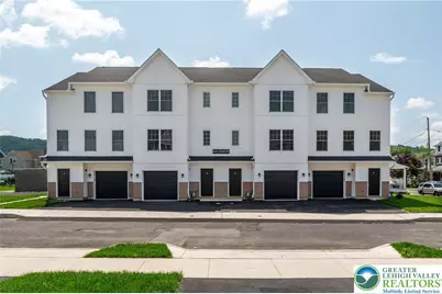 560 Long Street #4, Emmaus Boro, PA 18049 - Photo 1