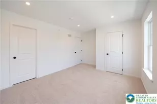 560 Long St, Emmaus Boro, PA 18049 - Photo 11