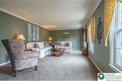 1177 Treeline Drive, Lower Macungie Township, PA 18103 - Photo 9