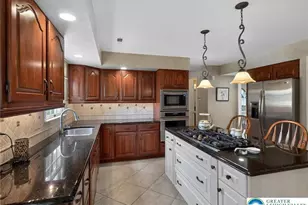 4510 Kathi Dr, Bethlehem City, PA 18017 - Photo 9